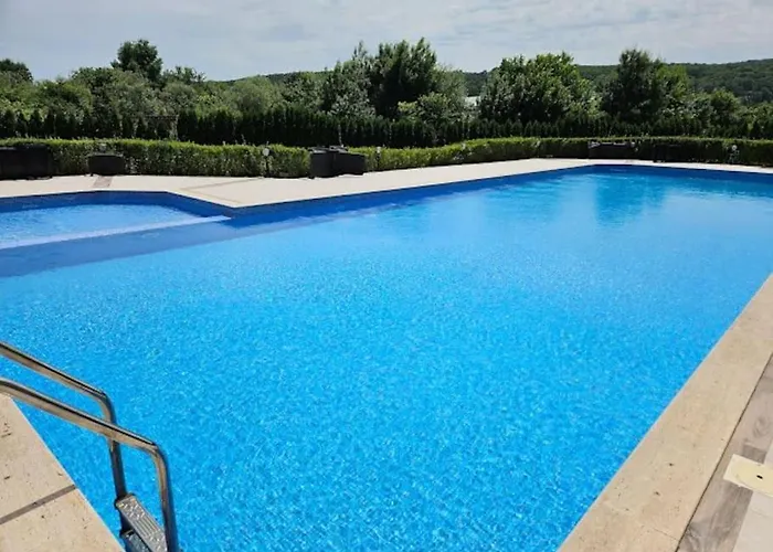 Apartament Azur Garden 64 Școrpilovți