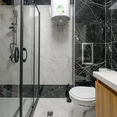 Azur 56 Апартаменты *