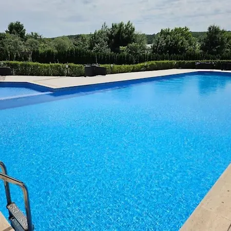 Lägenhet Azur Garden 64 Shkorpilovtsi
