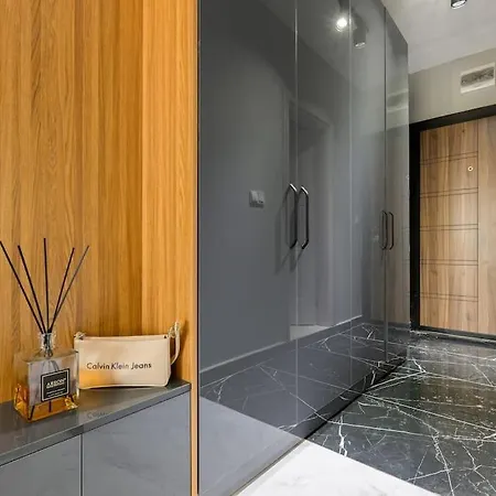 Azur Properties 56 דירה *