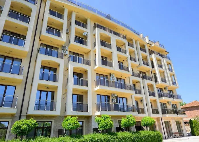 Azur Garden 64 Apartamento Shkorpilovtsi