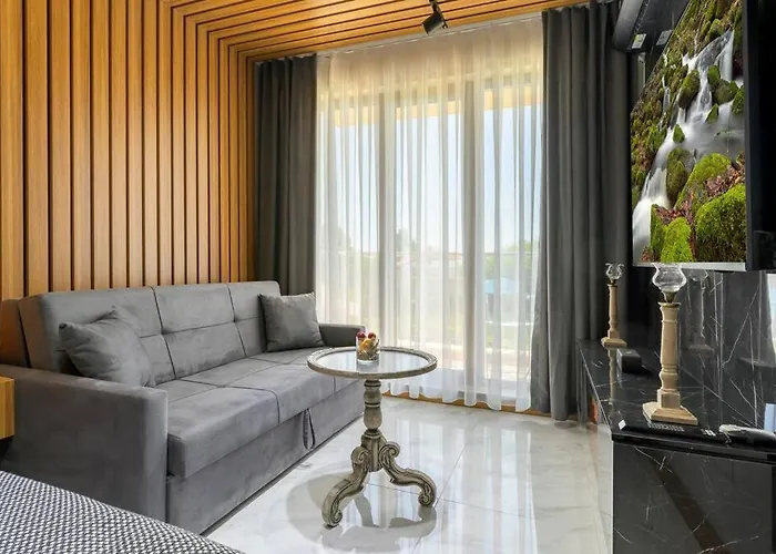Azur Garden 64 Апартамент