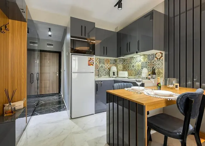 Azur Garden 64 Апартамент *